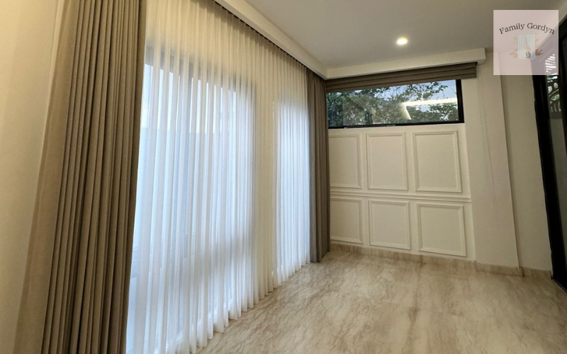 sesudah pemasangan gorden